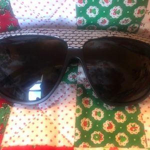 Taylor swift “Reputation” Sunglasses!!!